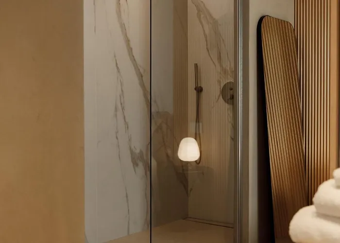 ゲストハウス La Rotta